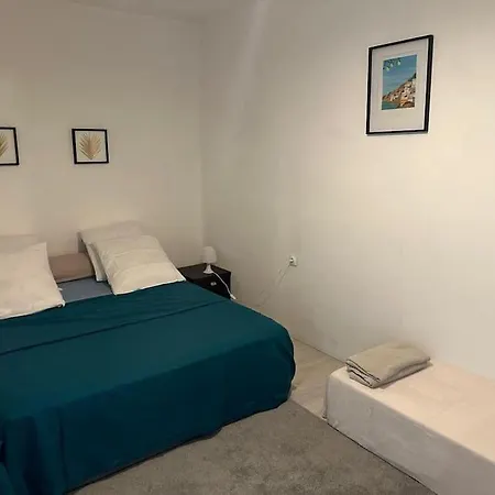 Le Nid Douillet Марманд